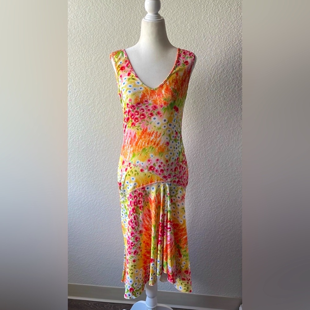 Sibilla REI ITALY Floral Sleeveless Dress
bright colors Fitted Summer Spring